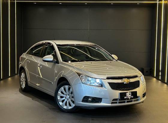 CHEVROLET CRUZE 1.8 LTZ 16V FLEX 4P AUTOMÁTICO CHEVROLET CRUZE 1.8 LTZ 16V FLEX 4P AUTOMÁTICO